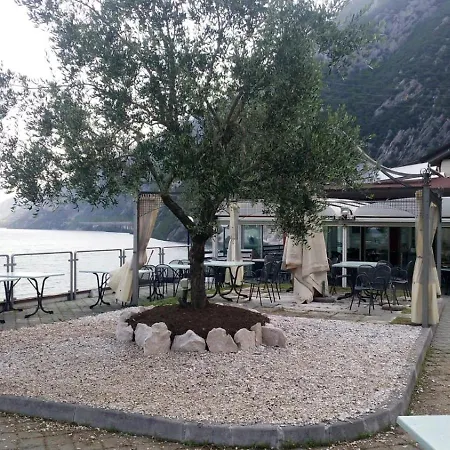 Monica Hotel 3*