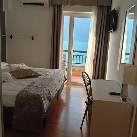 Hotel Monica Malcesine
