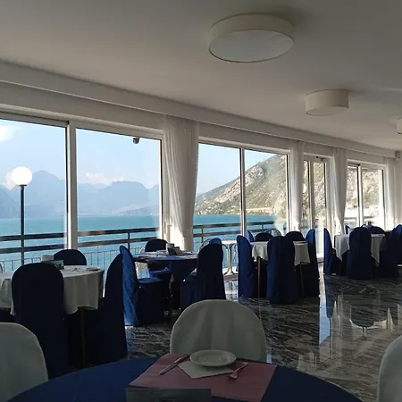 Monica Hotel 3*